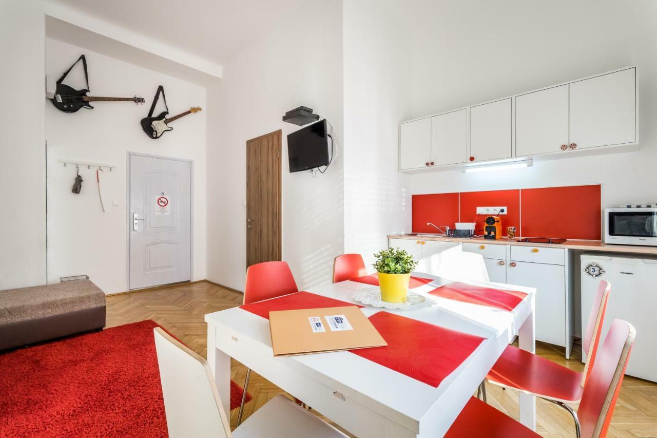 Pop Arts Studios Budapest Exteriör bild